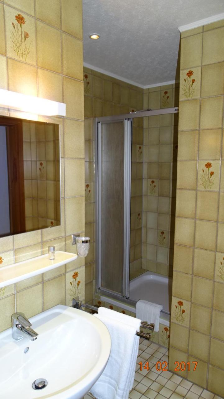 Bed & Breakfast Hotel Helga Hein Ντίσελντορφ Εξωτερικό φωτογραφία