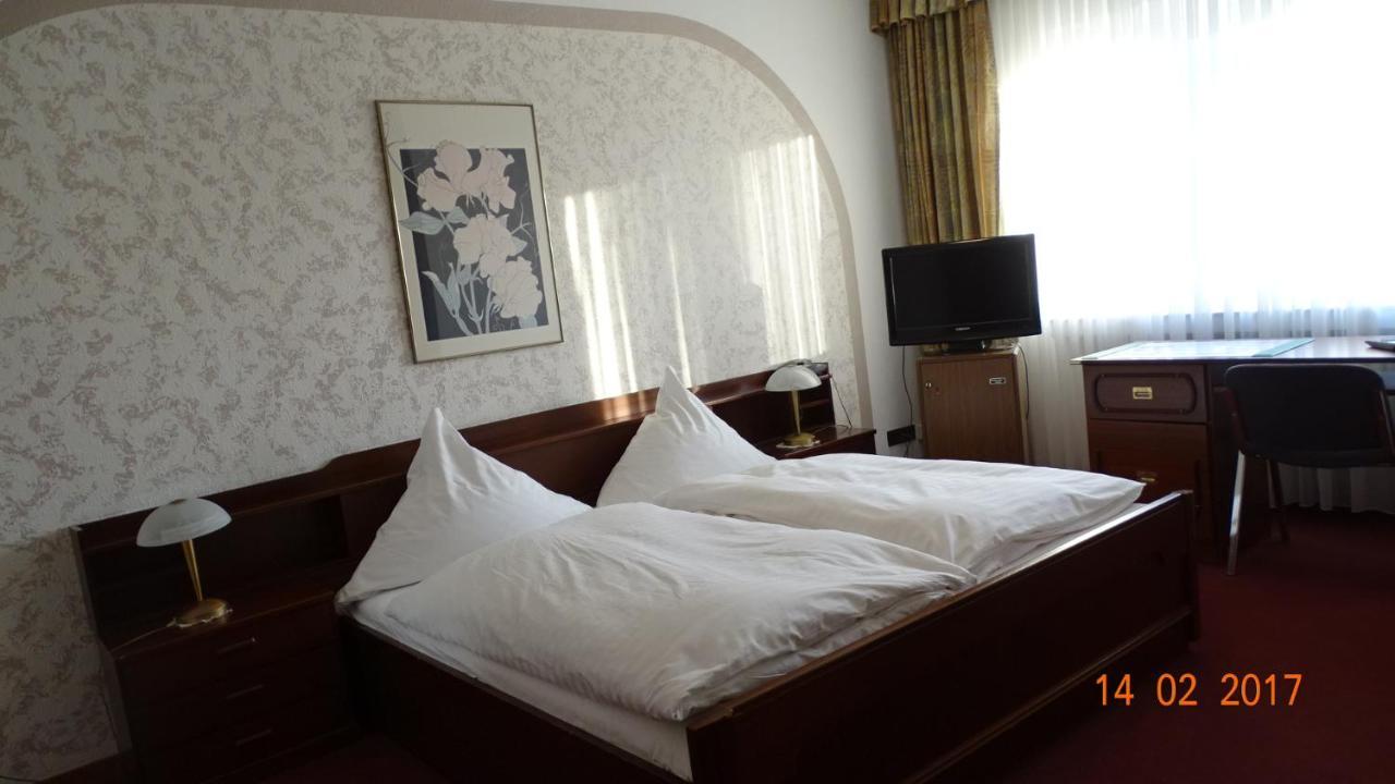 Bed & Breakfast Hotel Helga Hein Ντίσελντορφ Εξωτερικό φωτογραφία